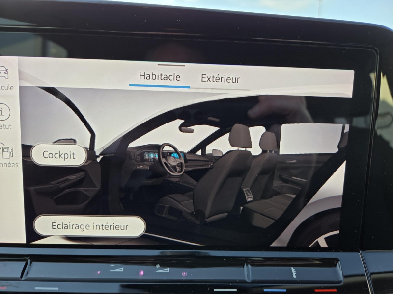 Photo 17 de l'offre de Volkswagen Golf (8) 1.0 TSI OPF 110 BVM6 Life Busi à 17990€ chez Carlyss automobiles Vitré