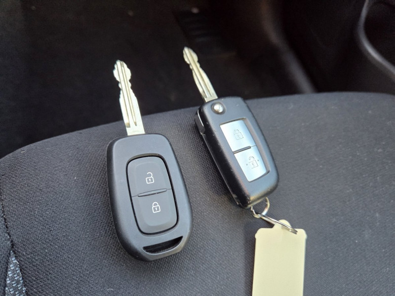 Photo 19 de l'offre de Nissan Micra (5) IG-T 100 Business Edition à 11790€ chez Carlyss automobiles Vitré