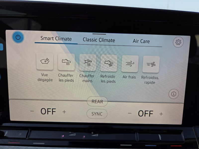 Photo 12 de l'offre de Volkswagen Golf (8) 1.0 TSI OPF 110 BVM6 Life Busi à 17990€ chez Carlyss automobiles Vitré