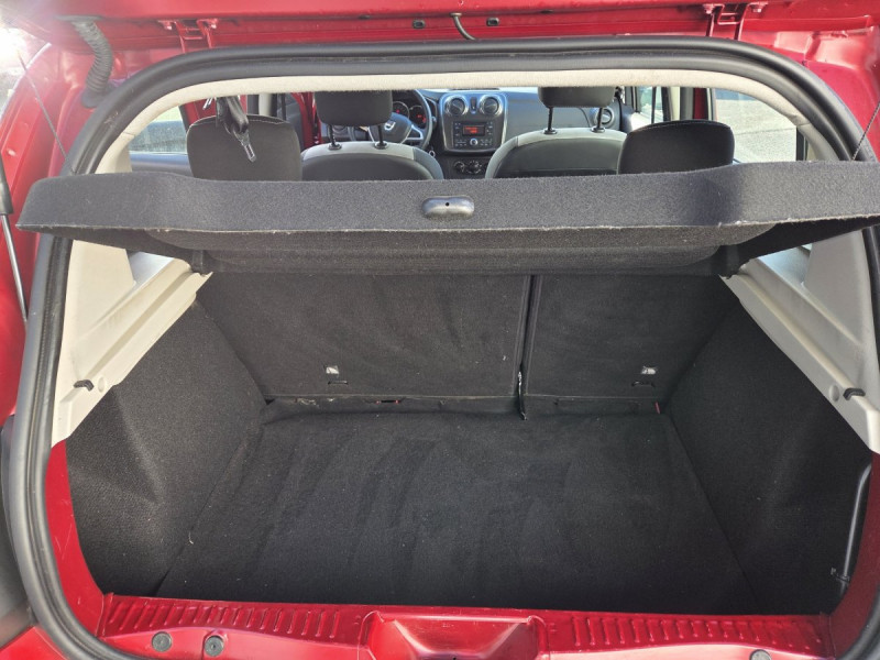 Photo 9 de l'offre de Dacia Sandero (2) Stepway Ambiance TCe 90 E6 à 8490€ chez Carlyss automobiles Vitré