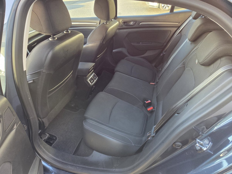 Photo 7 de l'offre de Renault Mégane Berline (4) Business TCe 115 FAP -21N à 15990€ chez Carlyss automobiles Vitré