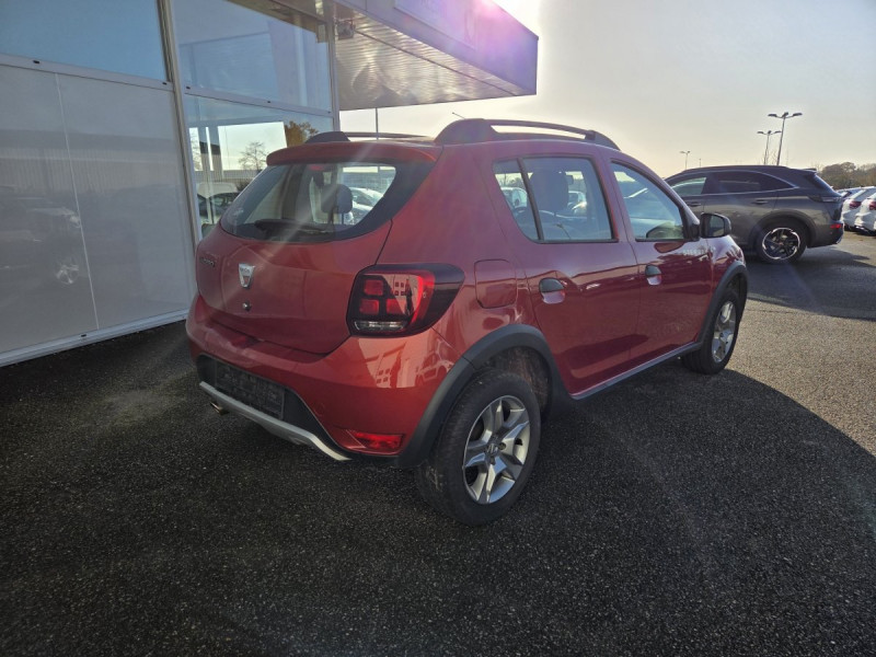Photo 3 de l'offre de Dacia Sandero (2) Stepway Ambiance TCe 90 E6 à 8490€ chez Carlyss automobiles Vitré