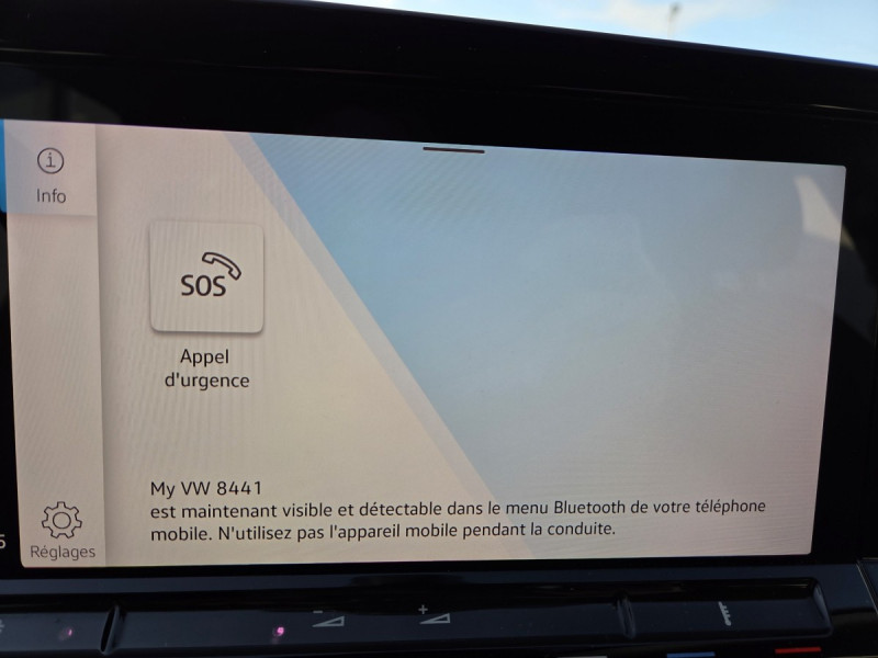 Photo 14 de l'offre de Volkswagen Golf (8) 1.0 TSI OPF 110 BVM6 Life Busi à 17990€ chez Carlyss automobiles Vitré