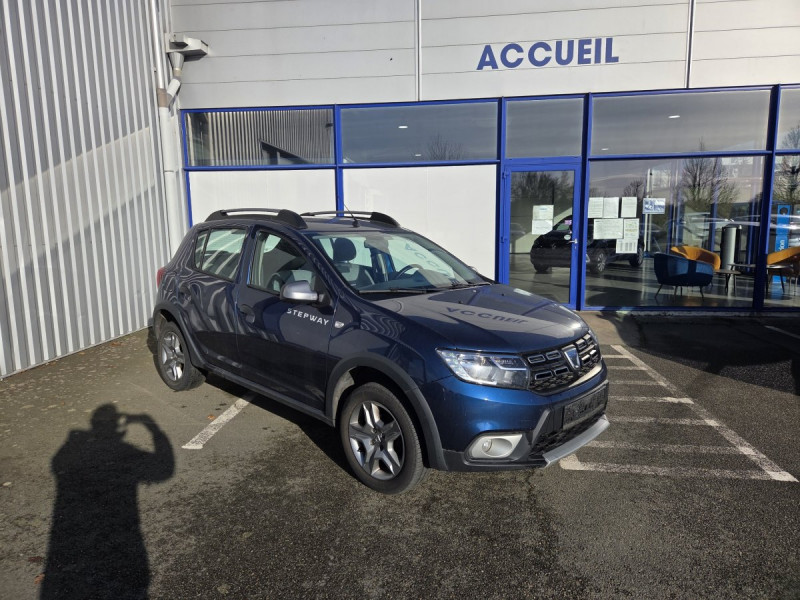 Photo 1 de l'offre de Dacia Sandero (2) Stepway TCe 90 à 10790€ chez Carlyss automobiles Vitré