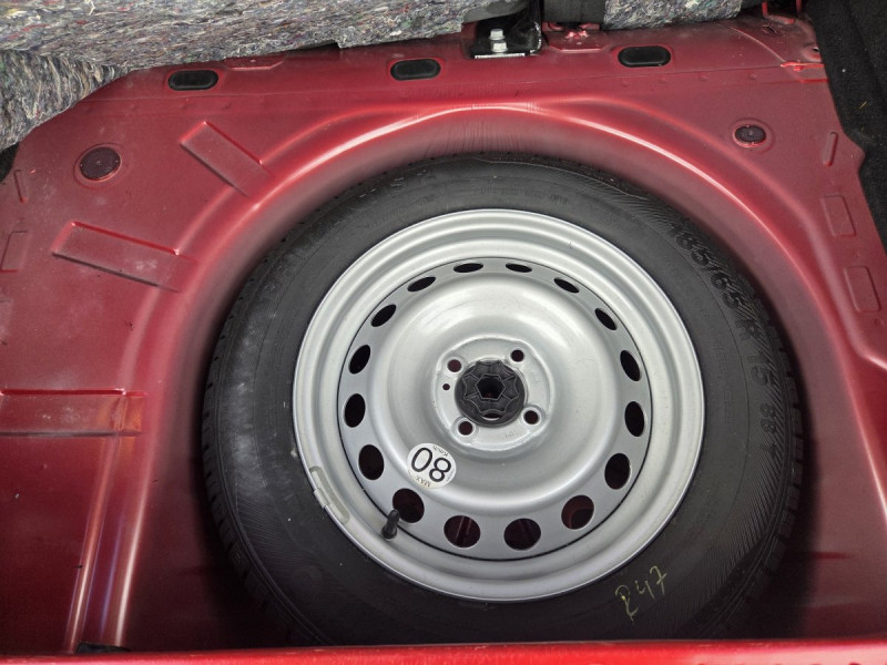 Photo 17 de l'offre de Dacia Sandero (2) SL Music TCe 90 E6 Easy-R à 10490€ chez Carlyss automobiles Vitré