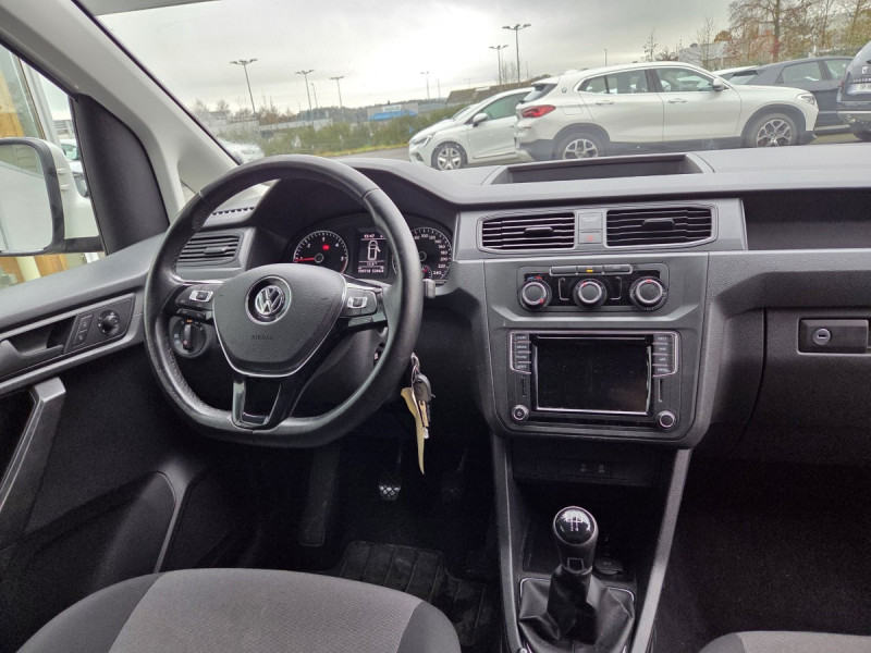 Photo 6 de l'offre de Volkswagen Caddy Van (4) 2.0 TDI 102 Business Line Plus à 13490€ chez Carlyss automobiles Vitré