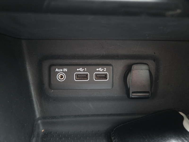 Photo 17 de l'offre de Renault Mégane Berline (4) evolution Blue dCi 115 EDC à 14290€ chez Carlyss automobiles Vitré