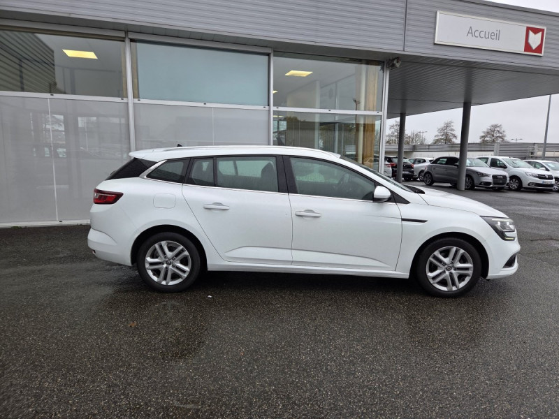 Photo 2 de l'offre de Renault Mégane Estate (4) Business Blue dCi 115 à 11990€ chez Carlyss automobiles Vitré
