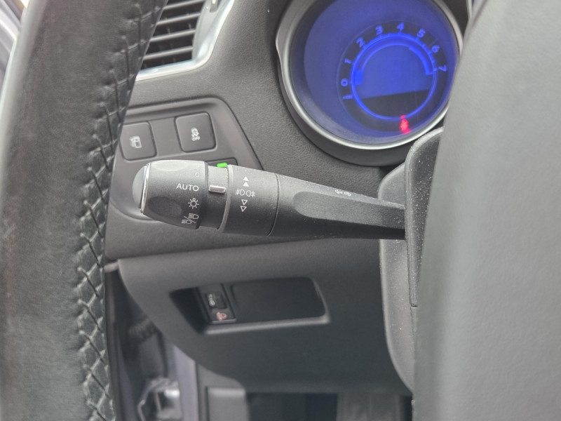 Photo 19 de l'offre de CITROEN C4 (2) BlueHDi 100 S&S BVM 86g Mill Business à 11990€ chez Carlyss automobiles Vitré