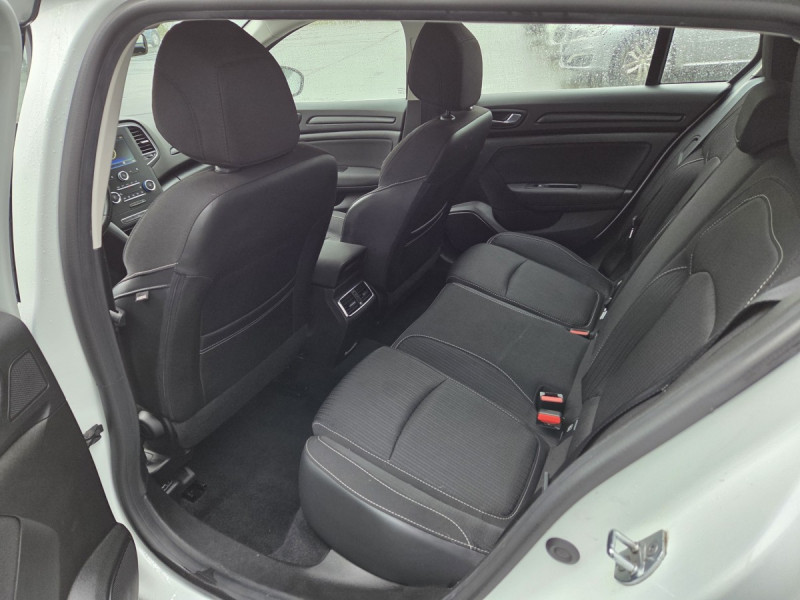 Photo 6 de l'offre de Renault Mégane Estate (4) Business Blue dCi 115 à 11990€ chez Carlyss automobiles Vitré