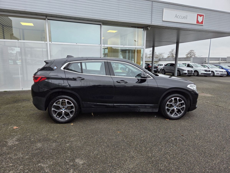Photo 2 de l'offre de BMW X2 sDrive18i Lounge DKG7 à 25390€ chez Carlyss automobiles Vitré