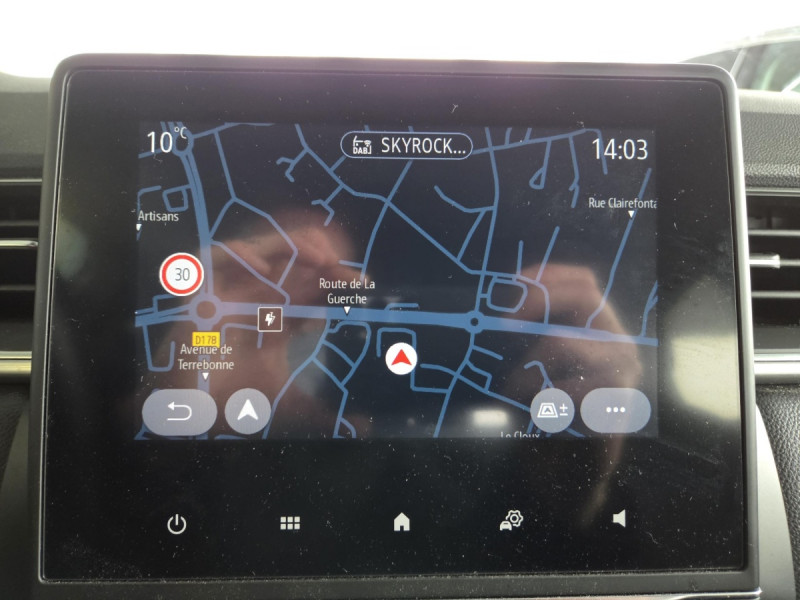 Photo 9 de l'offre de Renault Captur (2) Intens E-TECH Plug-in 160 -21 à 17990€ chez Carlyss automobiles Vitré