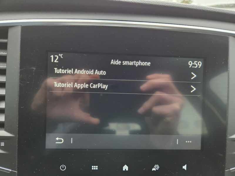 Photo 13 de l'offre de Renault Mégane Berline (4) evolution Blue dCi 115 à 14490€ chez Carlyss automobiles Vitré