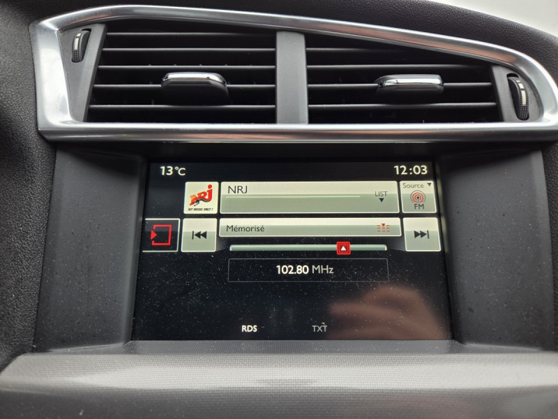 Photo 16 de l'offre de CITROEN C4 (2) BlueHDi 100 S&S BVM 86g Mill Business à 11990€ chez Carlyss automobiles Vitré