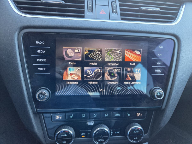 Photo 17 de l'offre de Skoda Octavia Combi (3) 2.0 TDI 150 DSG6 Style à 18790€ chez Carlyss automobiles Vitré