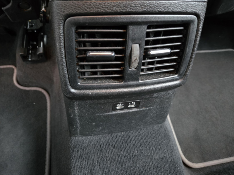 Photo 9 de l'offre de BMW X2 sDrive18i Lounge DKG7 à 25390€ chez Carlyss automobiles Vitré