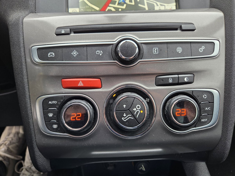 Photo 17 de l'offre de CITROEN C4 (2) BlueHDi 100 S&S BVM 86g Mill Business à 11990€ chez Carlyss automobiles Vitré