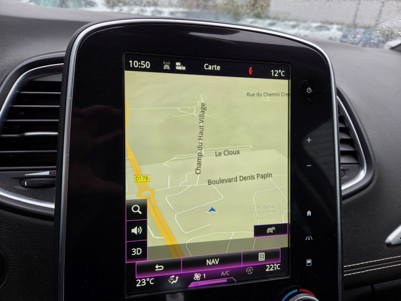 Photo 14 de l'offre de Renault Scénic (4) Intens Energy dCi 110 EDC à 13990€ chez Carlyss automobiles Vitré