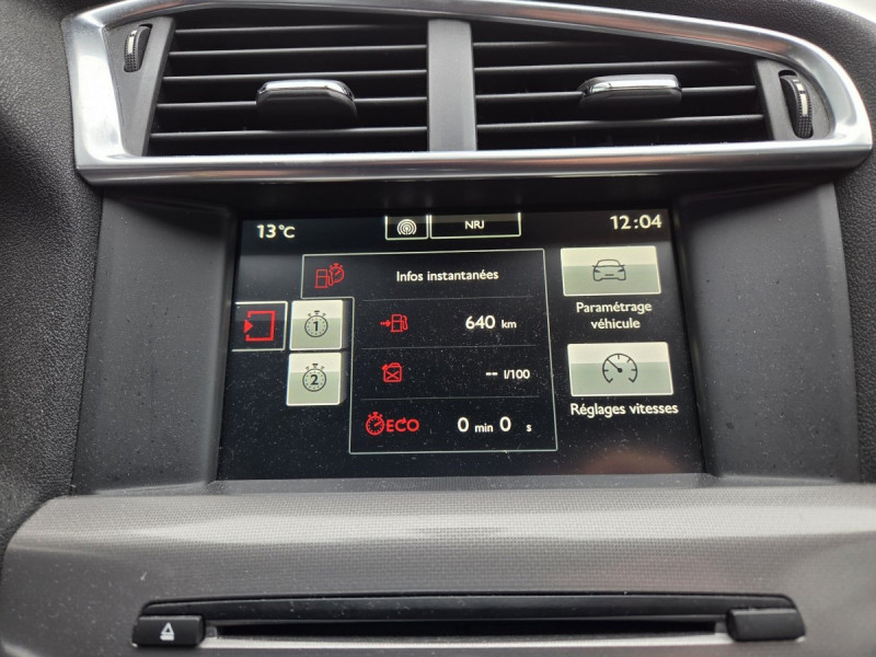 Photo 14 de l'offre de CITROEN C4 (2) BlueHDi 100 S&S BVM 86g Mill Business à 11990€ chez Carlyss automobiles Vitré