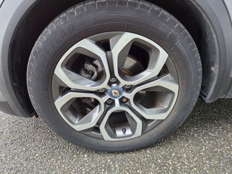 Photo 6 de l'offre de Renault Captur (2) Intens E-TECH Plug-in 160 -21 à 17990€ chez Carlyss automobiles Vitré