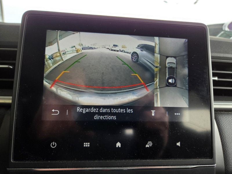 Photo 8 de l'offre de Renault Captur (2) Intens E-TECH Plug-in 160 -21 à 17990€ chez Carlyss automobiles Vitré