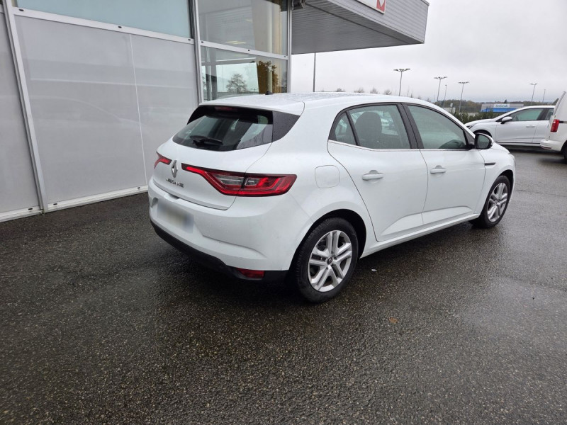 Photo 3 de l'offre de Renault Mégane Berline (4) Business Blue dCi 115 à 11990€ chez Carlyss automobiles Vitré