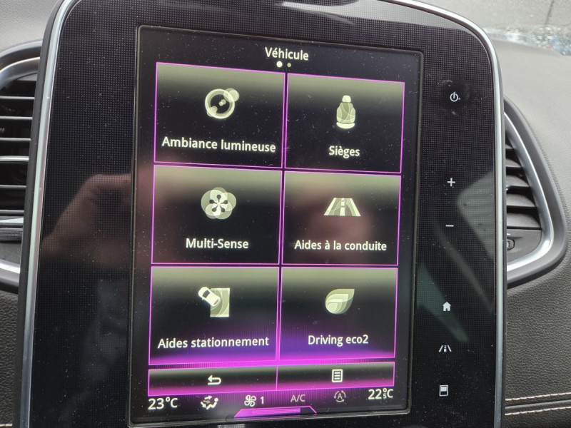 Photo 22 de l'offre de Renault Scénic (4) Intens Energy dCi 110 EDC à 13990€ chez Carlyss automobiles Vitré