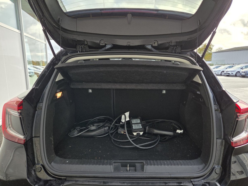 Photo 19 de l'offre de Renault Captur (2) Intens E-Tech hybride recharg 160 - 21 à 15990€ chez Carlyss automobiles Vitré