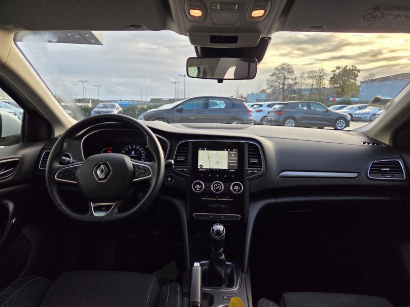 Photo 5 de l'offre de Renault Mégane Estate (4) Business Blue dCi 115 à 12490€ chez Carlyss automobiles Vitré