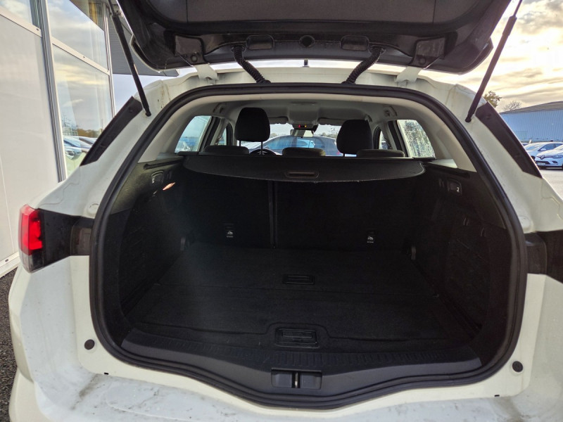 Photo 17 de l'offre de Renault Mégane Estate (4) Business Blue dCi 115 à 12490€ chez Carlyss automobiles Vitré