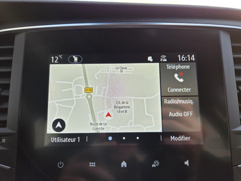 Photo 14 de l'offre de Renault Mégane Estate (4) Business Blue dCi 115 à 12490€ chez Carlyss automobiles Vitré