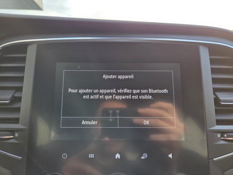 Photo 11 de l'offre de Renault Mégane Estate (4) Business Blue dCi 115 à 12490€ chez Carlyss automobiles Vitré