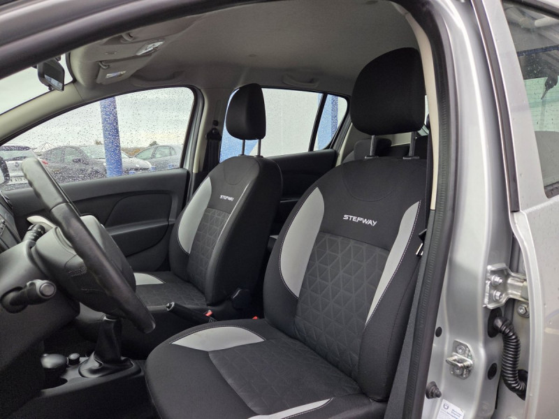 Photo 6 de l'offre de Dacia Sandero (2) Stepway Prestige TCe 90 à 9990€ chez Carlyss automobiles Vitré