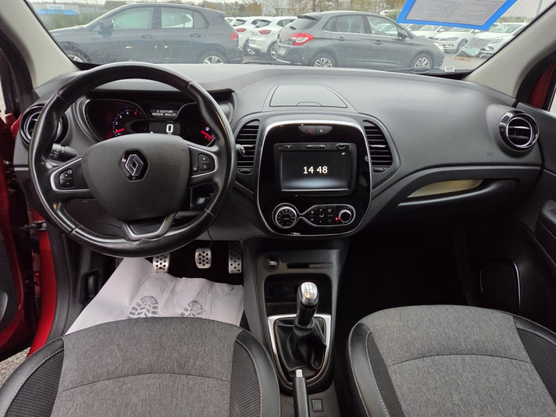 Photo 8 de l'offre de RENAULT Captur Intens dCi 90 à 10490€ chez Carlyss automobiles Vitré