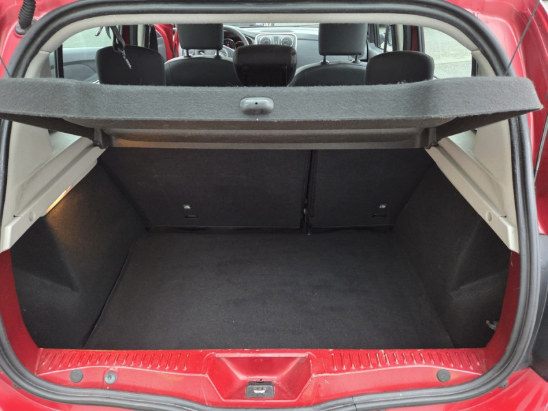 Photo 9 de l'offre de Dacia Sandero (2) Stepway Ambiance dCi 90 à 8290€ chez Carlyss automobiles Vitré