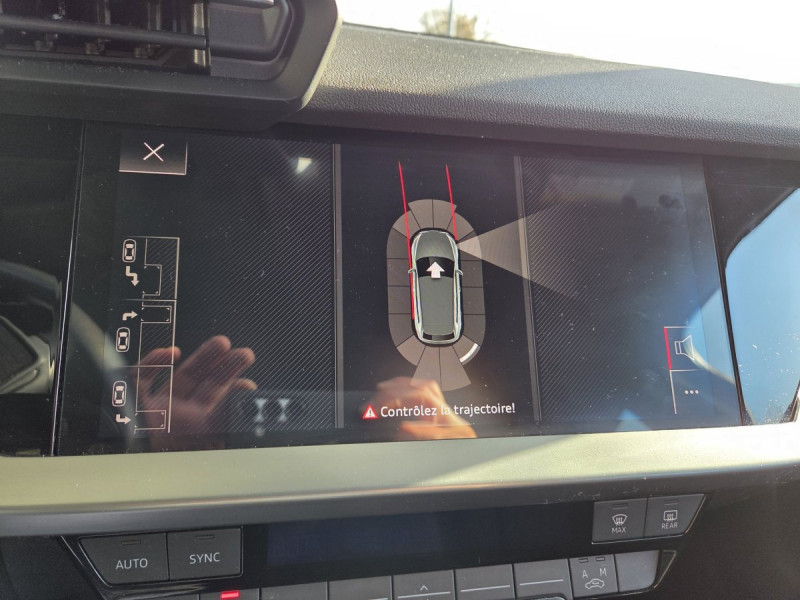 Photo 11 de l'offre de Audi A3 Sportback (4) 30 TDI 116 S Tronic Business Line à 23990€ chez Carlyss automobiles Vitré