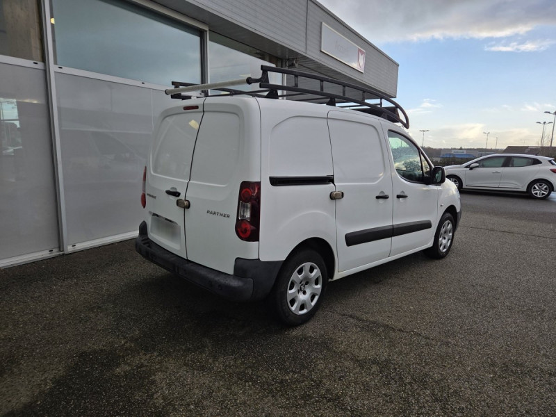 Photo 6 de l'offre de Peugeot Partner (2) 10408 euros HT 1.6 BLUEHDI 100 STANDARD PREMIUM PACK à 12490€ chez Carlyss automobiles Vitré