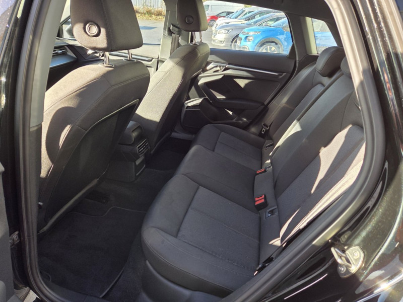 Photo 9 de l'offre de Audi A3 Sportback (4) 30 TDI 116 S Tronic Business Line à 23990€ chez Carlyss automobiles Vitré