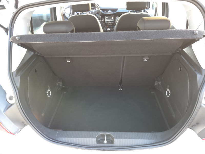 Photo 9 de l'offre de Opel Corsa (5) 1.4 90CH DESIGN 120 ANS à 9990€ chez Carlyss automobiles Vitré