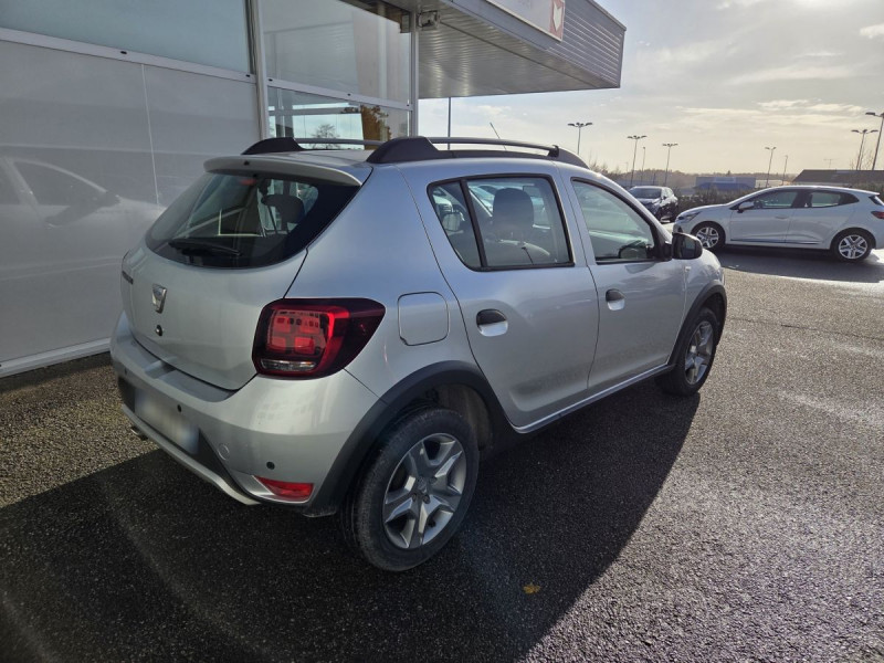 Photo 4 de l'offre de Dacia Sandero (2) Stepway TCe 90 -20 à 12490€ chez Carlyss automobiles Vitré