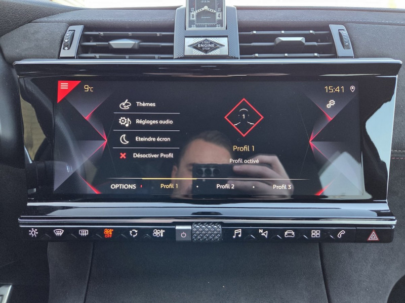 Photo 16 de l'offre de DS DS 7 Crossback BlueHDi 180 Automatique PERFORM Line à 23490€ chez Carlyss automobiles Vitré