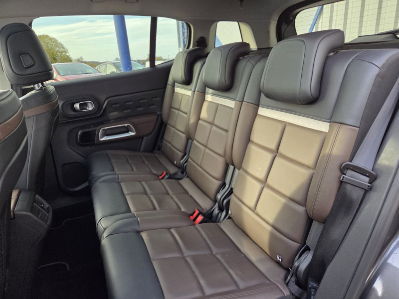 Photo 10 de l'offre de CITROEN C5 Aircross BlueHDi 180 S&S EAT8 Shine à 22490€ chez Carlyss automobiles Vitré