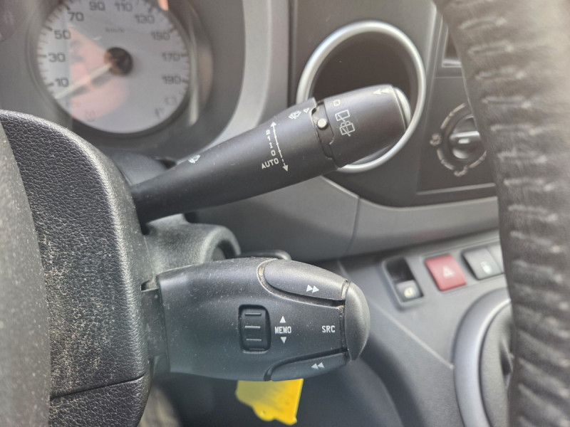 Photo 13 de l'offre de Citroën Berlingo Multispace (2) BlueHDi 100 BVM Feel à 10790€ chez Carlyss automobiles Vitré