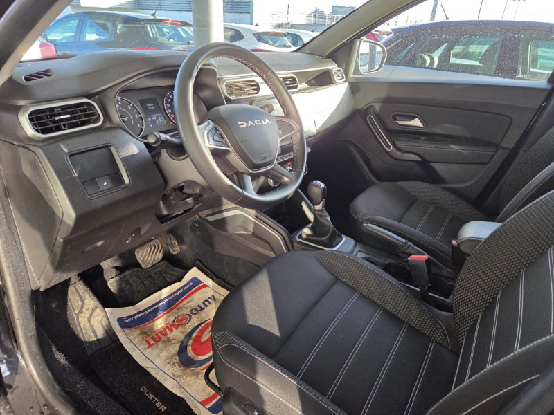 Photo 11 de l'offre de DACIA Duster (2) Journey TCe 150 EDC 4x2 à 21490€ chez Carlyss automobiles Vitré