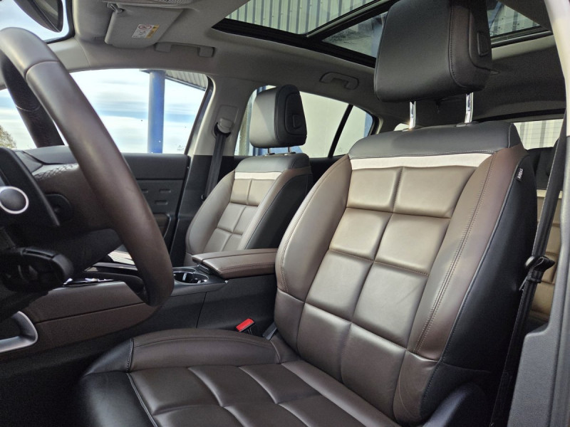 Photo 9 de l'offre de CITROEN C5 Aircross BlueHDi 180 S&S EAT8 Shine à 22490€ chez Carlyss automobiles Vitré