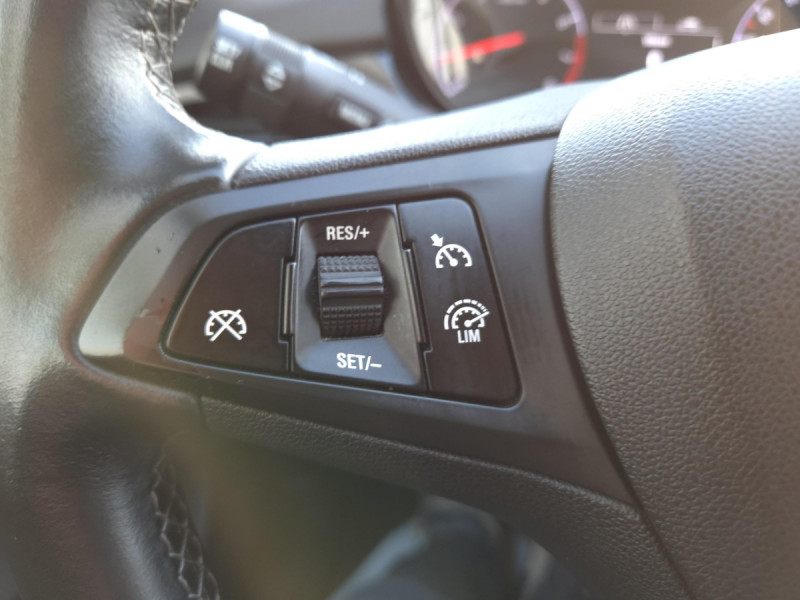 Photo 15 de l'offre de Opel Corsa (5) 1.4 90CH DESIGN 120 ANS à 9990€ chez Carlyss automobiles Vitré