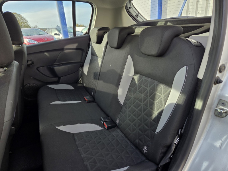 Photo 6 de l'offre de Dacia Sandero (2) Stepway Prestige TCe 90 E6 à 9990€ chez Carlyss automobiles Vitré