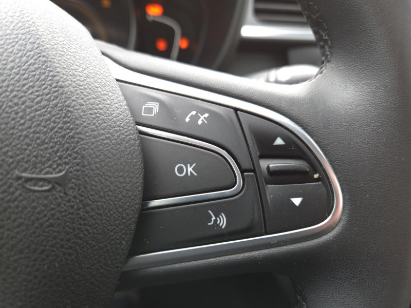 Photo 17 de l'offre de RENAULT Kadjar Business Blue dCi 115 EDC - 21 à 14790€ chez Carlyss automobiles Vitré