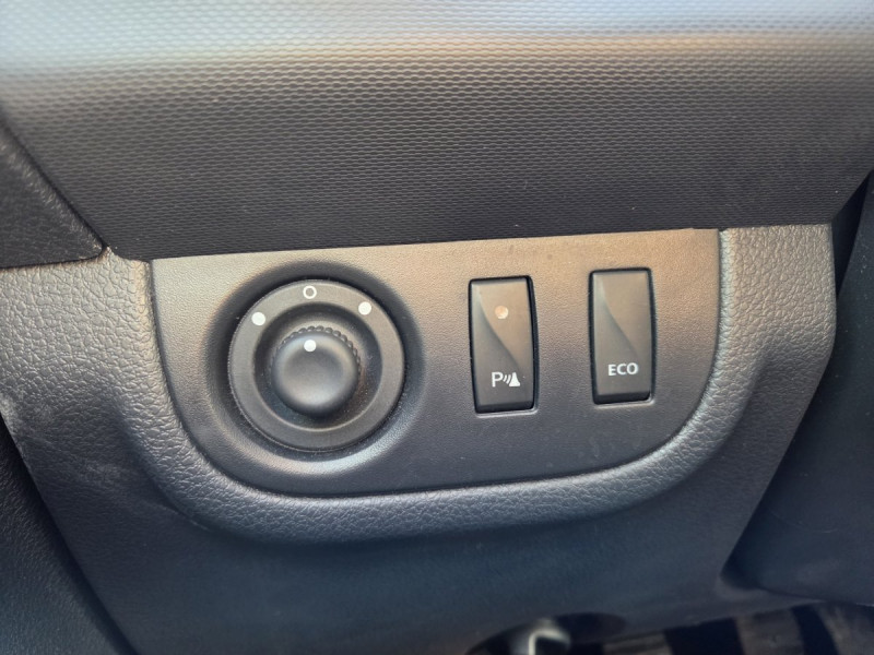 Photo 13 de l'offre de Dacia Sandero (2) Stepway TCe 90 -20 à 12490€ chez Carlyss automobiles Vitré