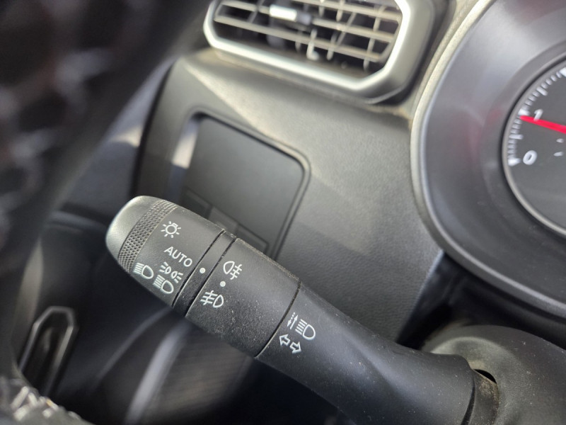 Photo 19 de l'offre de DACIA Duster (2) Journey TCe 150 EDC 4x2 à 21490€ chez Carlyss automobiles Vitré